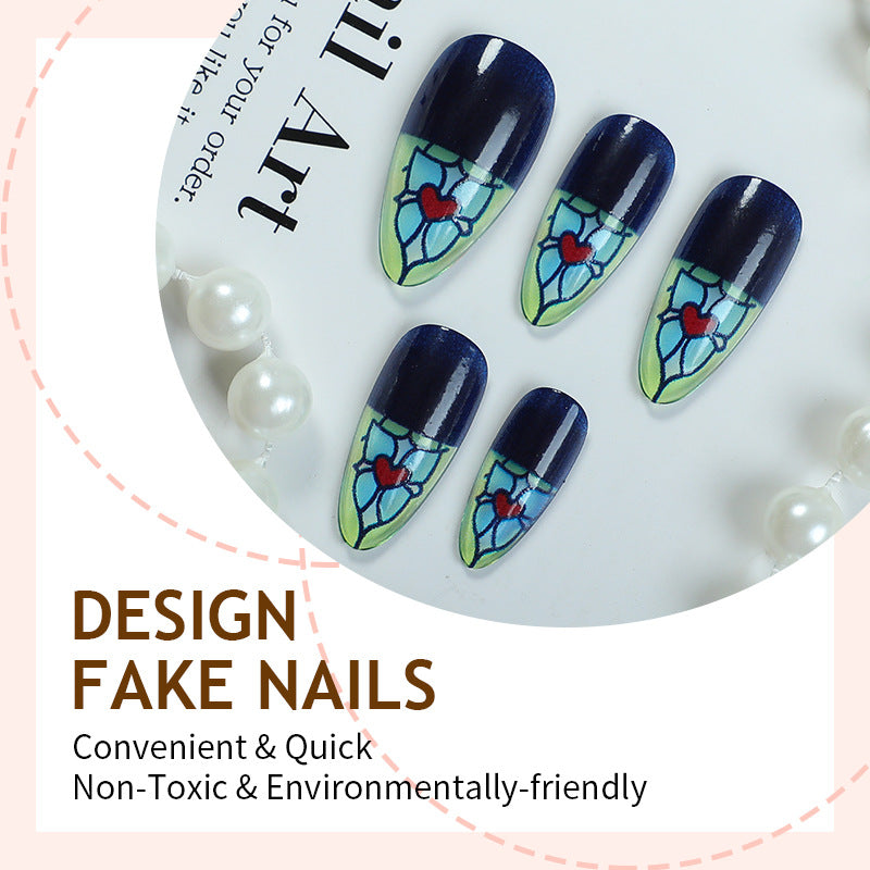 Kreatives Kunstnagelset mit floralem Glasmalerei-Design Brehn