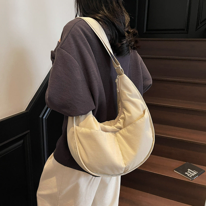Weiche Stoff Hobo Tasche Brehn