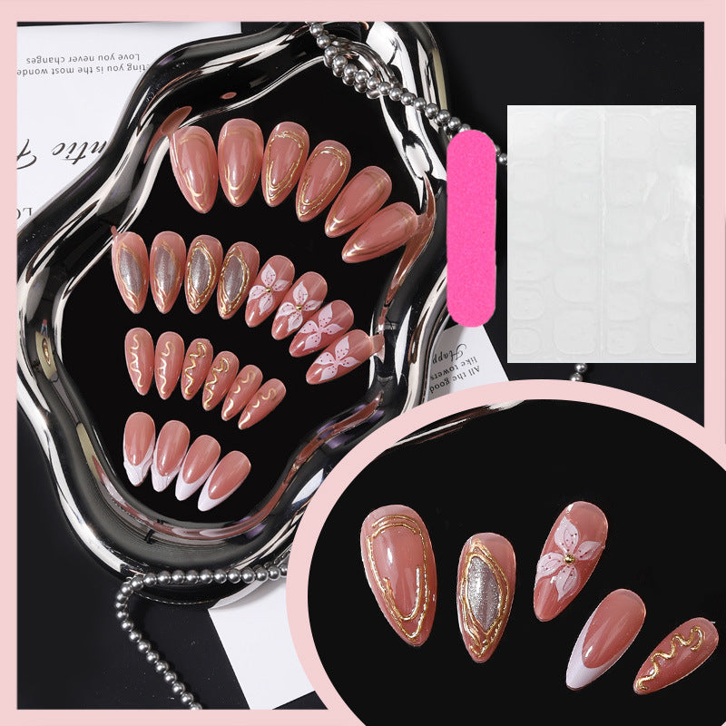 Künstlerische Press-On Nagelspitzen Kollektion Brehn