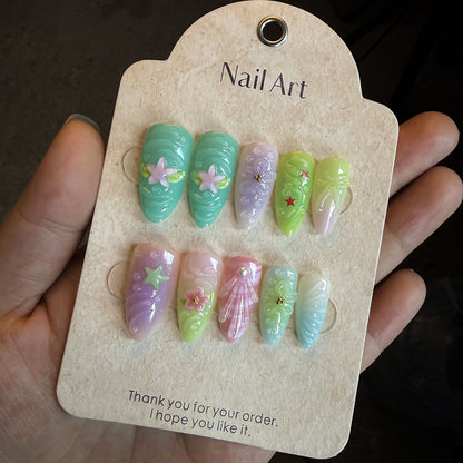 Künstlerisch Natur-inspiriertes Press-On Nagelset Brehn
