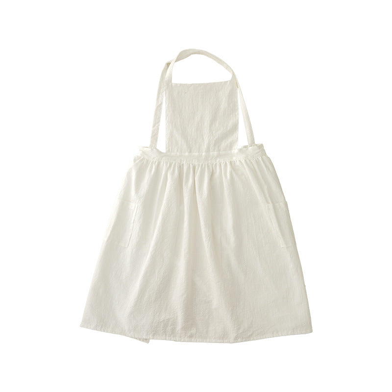 Lässiges Schürzenkleid mit verstellbaren Trägern, geraffter Taille und Seitentaschen Brehn