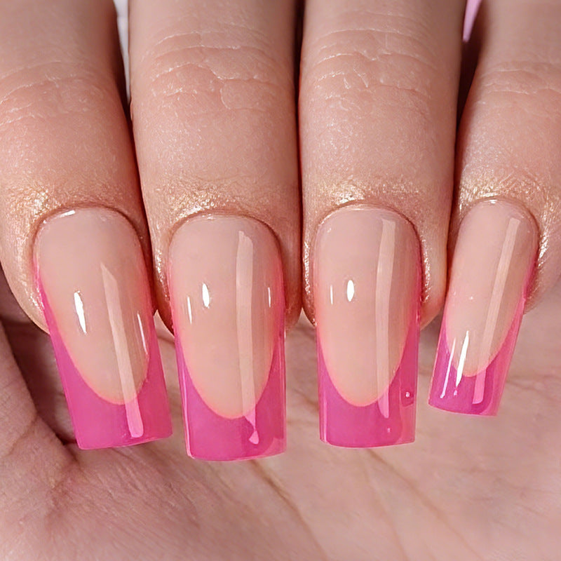 Kunstnagelset mit stilvollem Ombre-Design Brehn