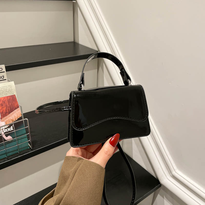WoStylish Patentleder Mini-Handtasche Brehn
