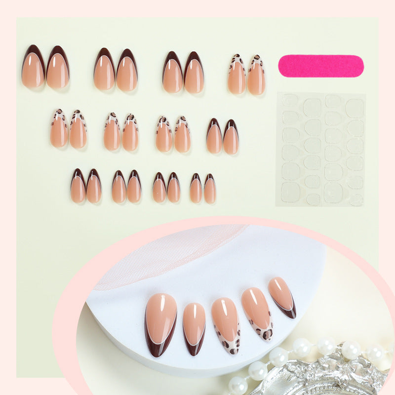 Dekoratives Stiletto Press-On Nagelset Brehn