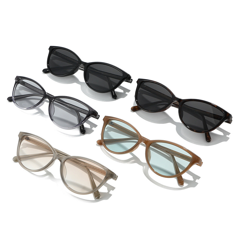 Damen Cat-Eye Sonnenbrille mit stilvollen Akzenten Brehn