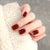 Dekorative Glitzer-Nagelkunst-Tipps Brehn