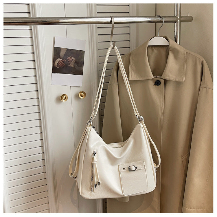 Lässige leichte Slingtasche Brehn