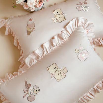 Rüschentiertes besticktes Baumwollsatin-Bettbezug-Set mit Teddy- und Eiscreme-Motiven