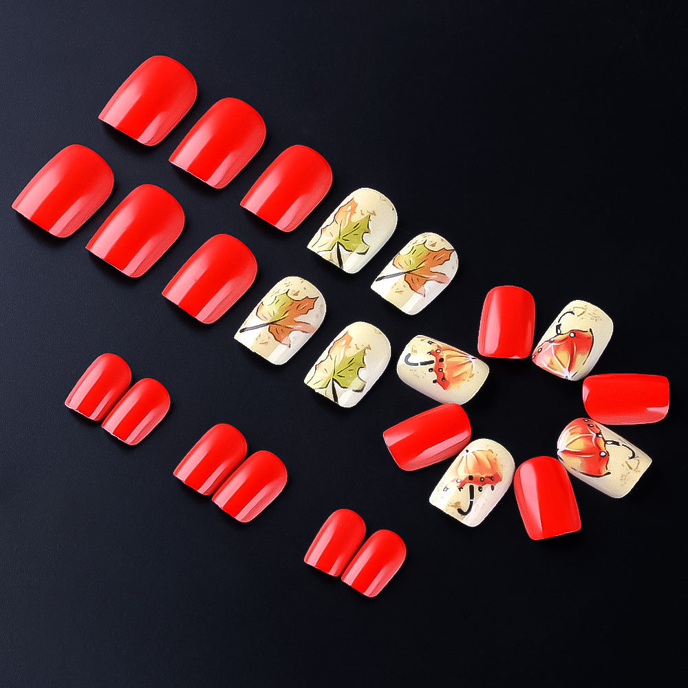Künstlerische Nagelkunst Brehn