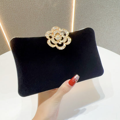 Elegante florale Brosche Abendtasche