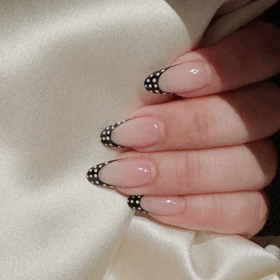 Dekorative Nagelkunst Brehn