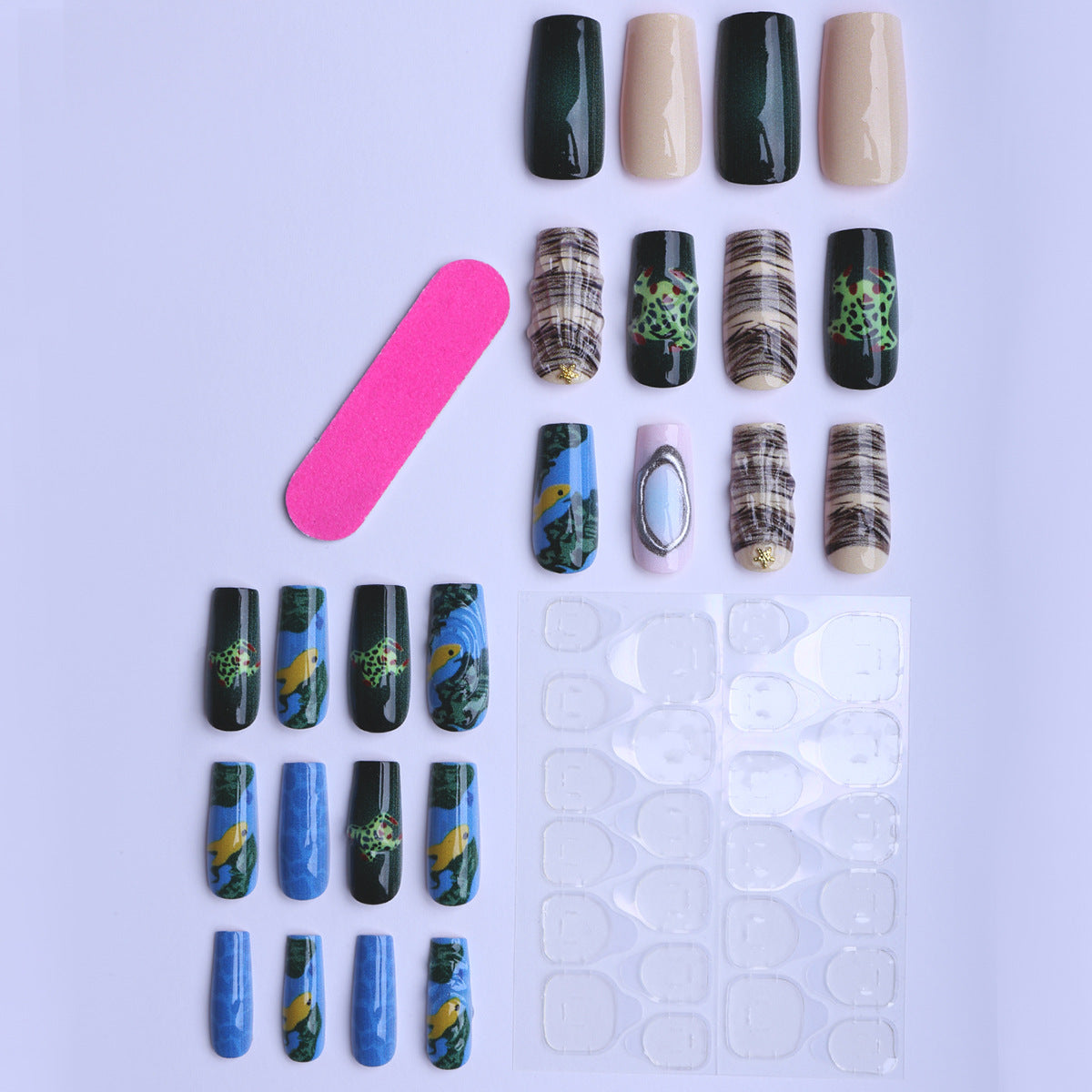 Kreative und Kunstvolle Nagelkunst Brehn