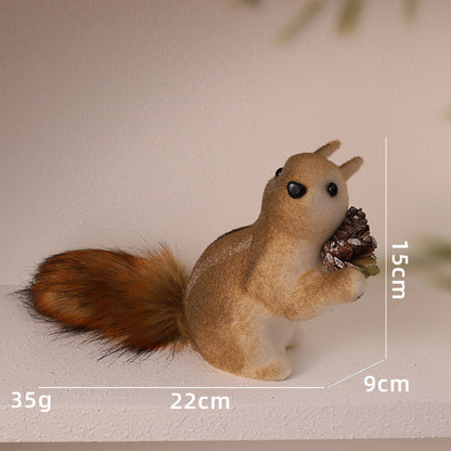 Niedliche Dekorationsfigur mit Eichhörnchenmotiv Brehn