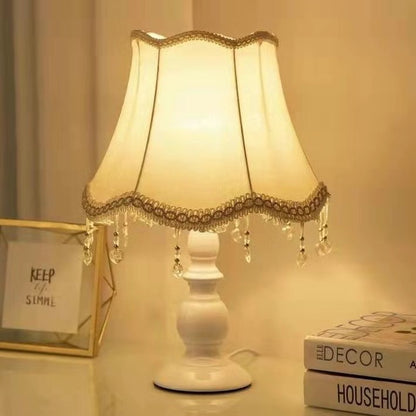 Vintage Blumen Tischlampe