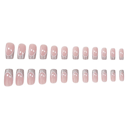 Glamouröses French Tip Glitter Nagelkunst Brehn