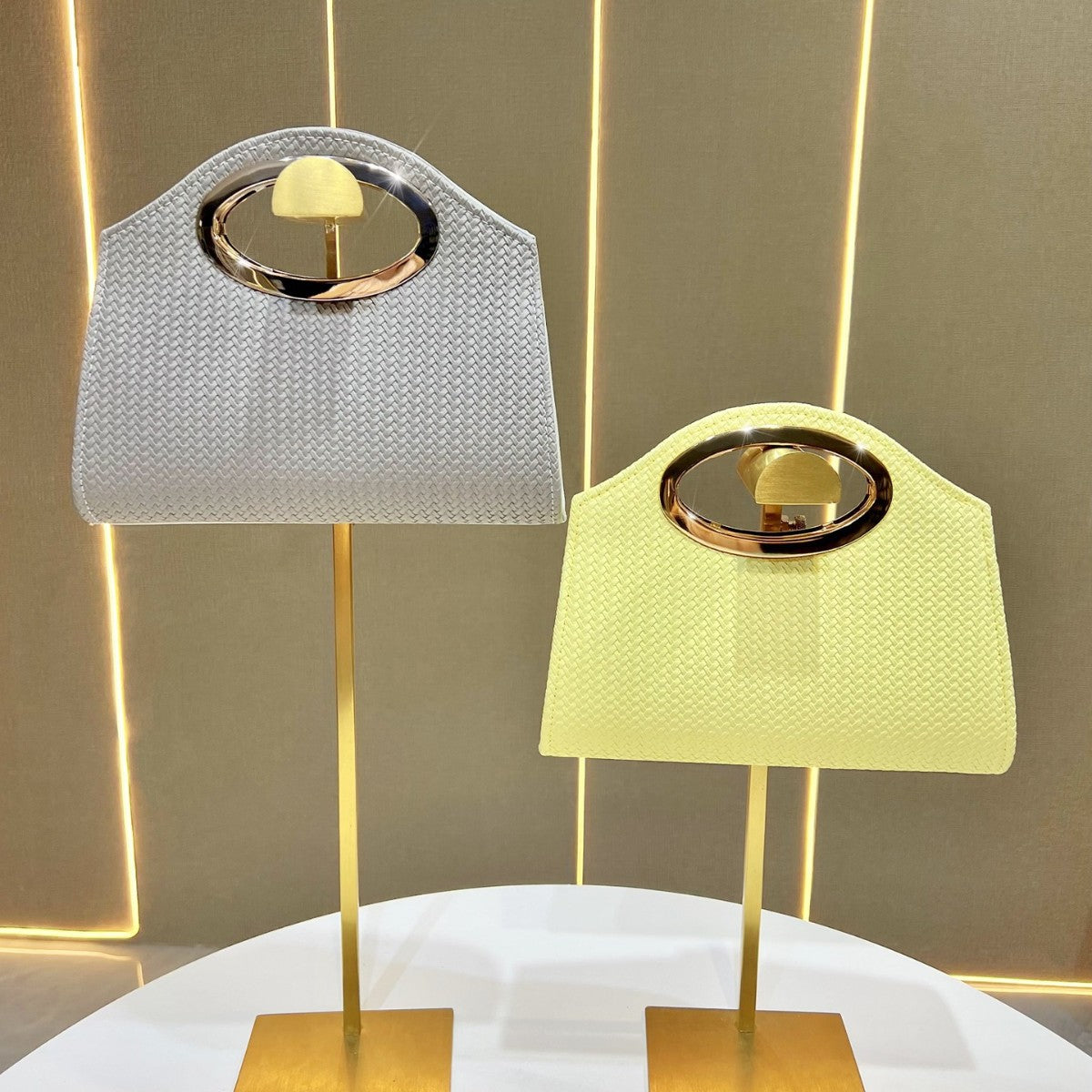 Strukturierte Handtasche Clutch