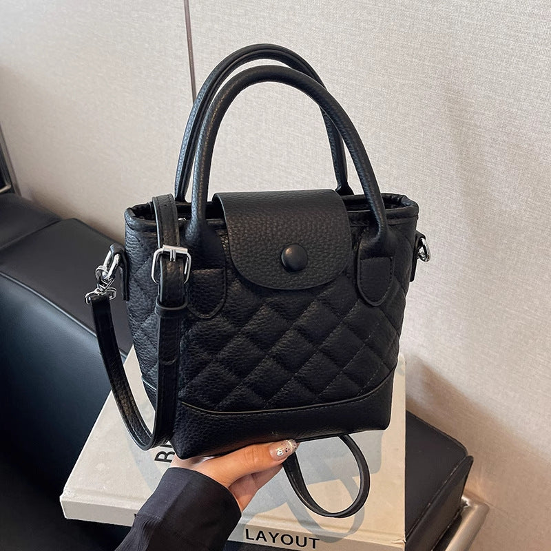 Gepolsterte Mini-Top-Handle-Handtasche Brehn