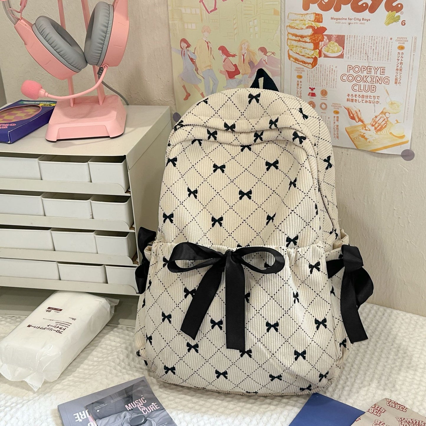 Charmanter Rucksack mit Schleifenakzent