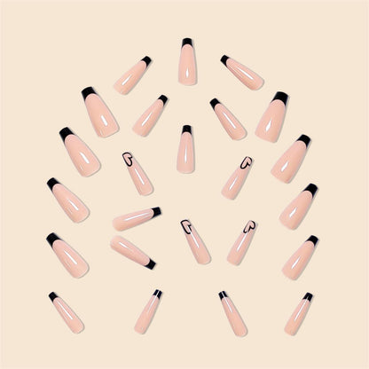 Künstlerische Stiletto-Nagelverlängerungen