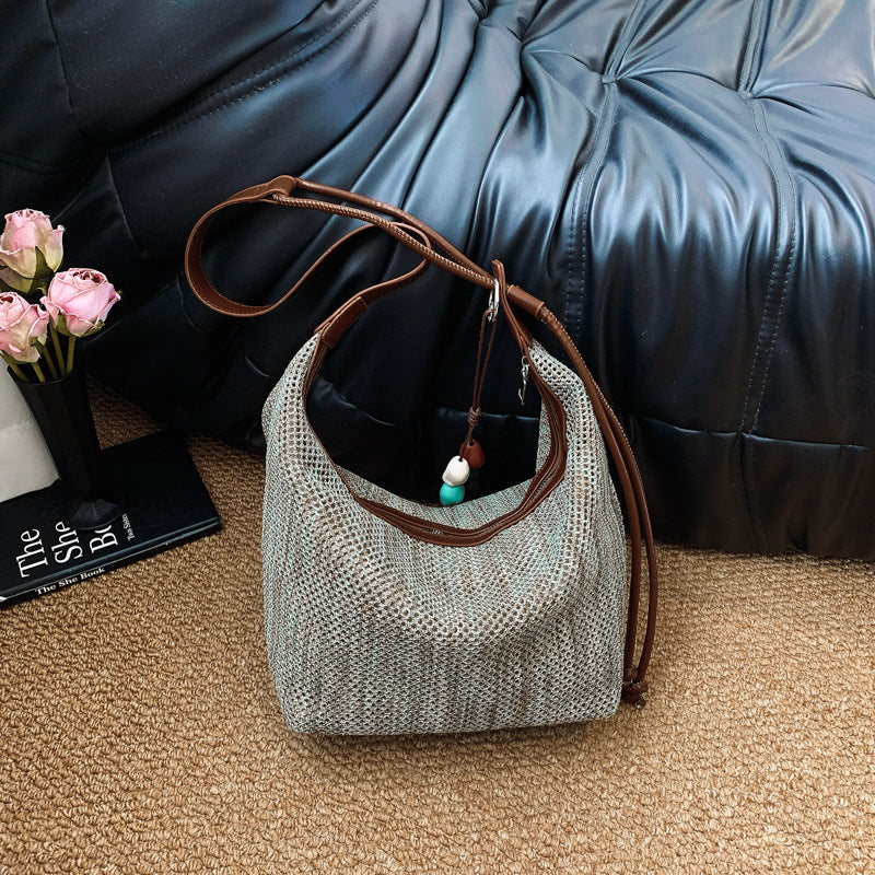 Lässige Strick-Schultertasche