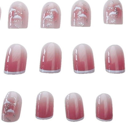 Kunstvolle Nagelkunst mit 3D-Applikationen Brehn