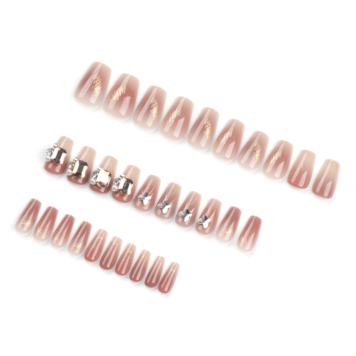 Künstliche Nagelkunst mit eleganten Schmuckakzenten Brehn