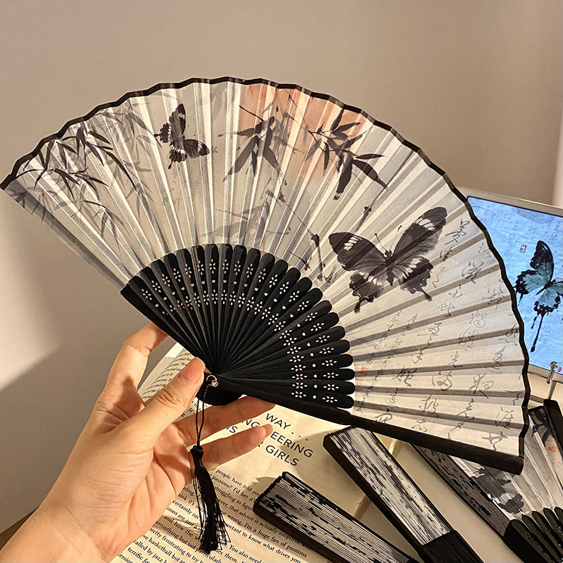 Handgefertigter Fächer mit Elegantem Schmetterlingsdesign Brehn