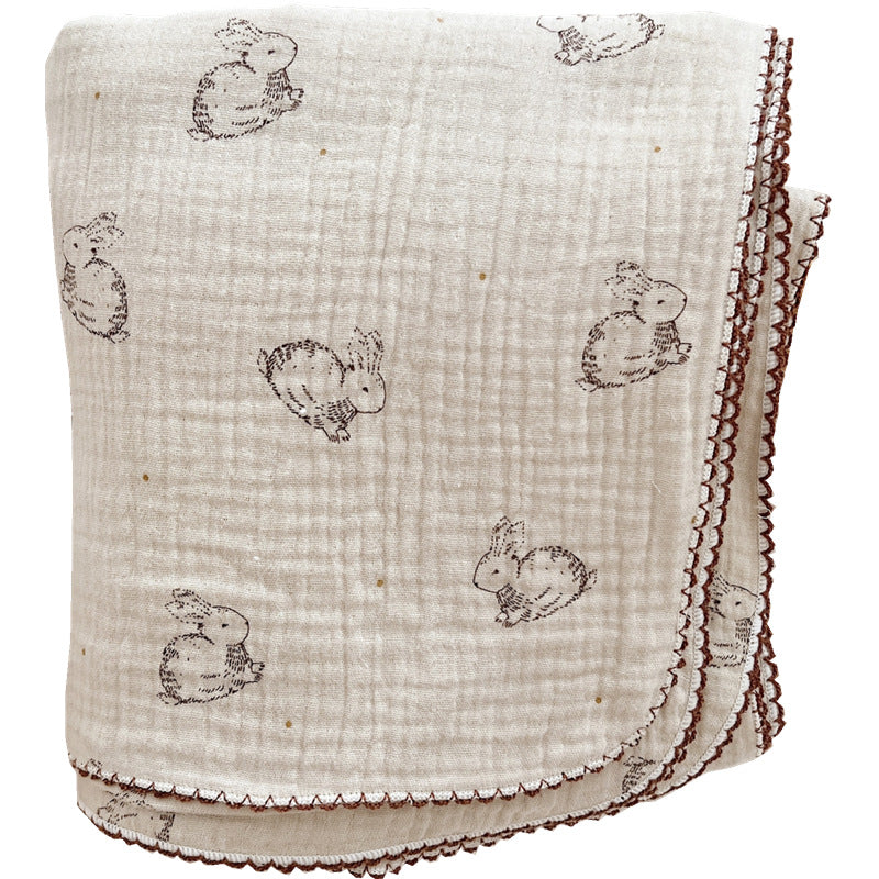 Unisex Musselin-Decke mit zartem Blumendesign und eleganten Rüschen Brehn
