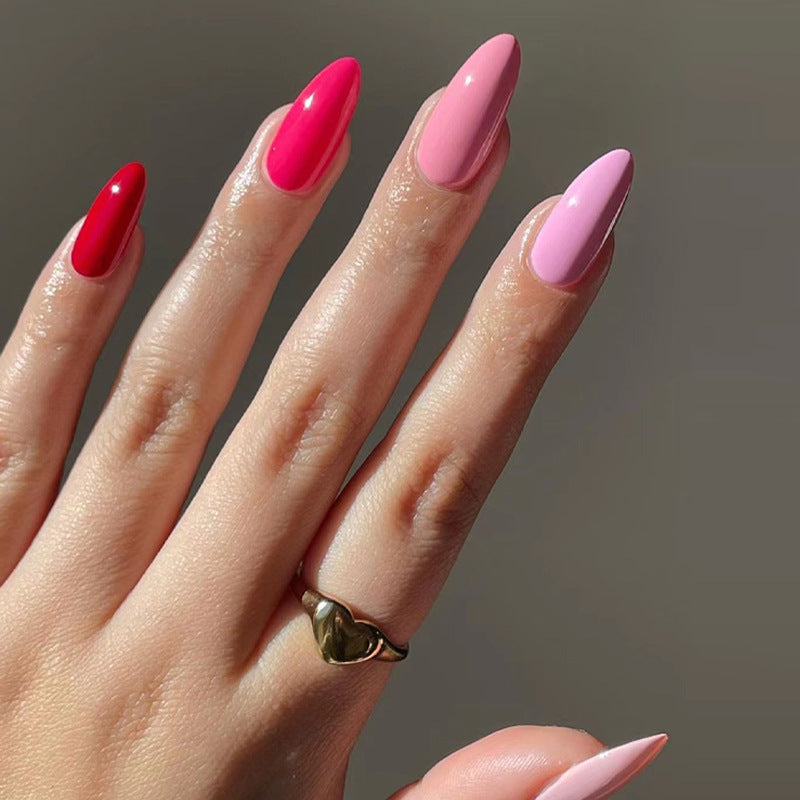 Kunstvolle Nagelspitzen Brehn