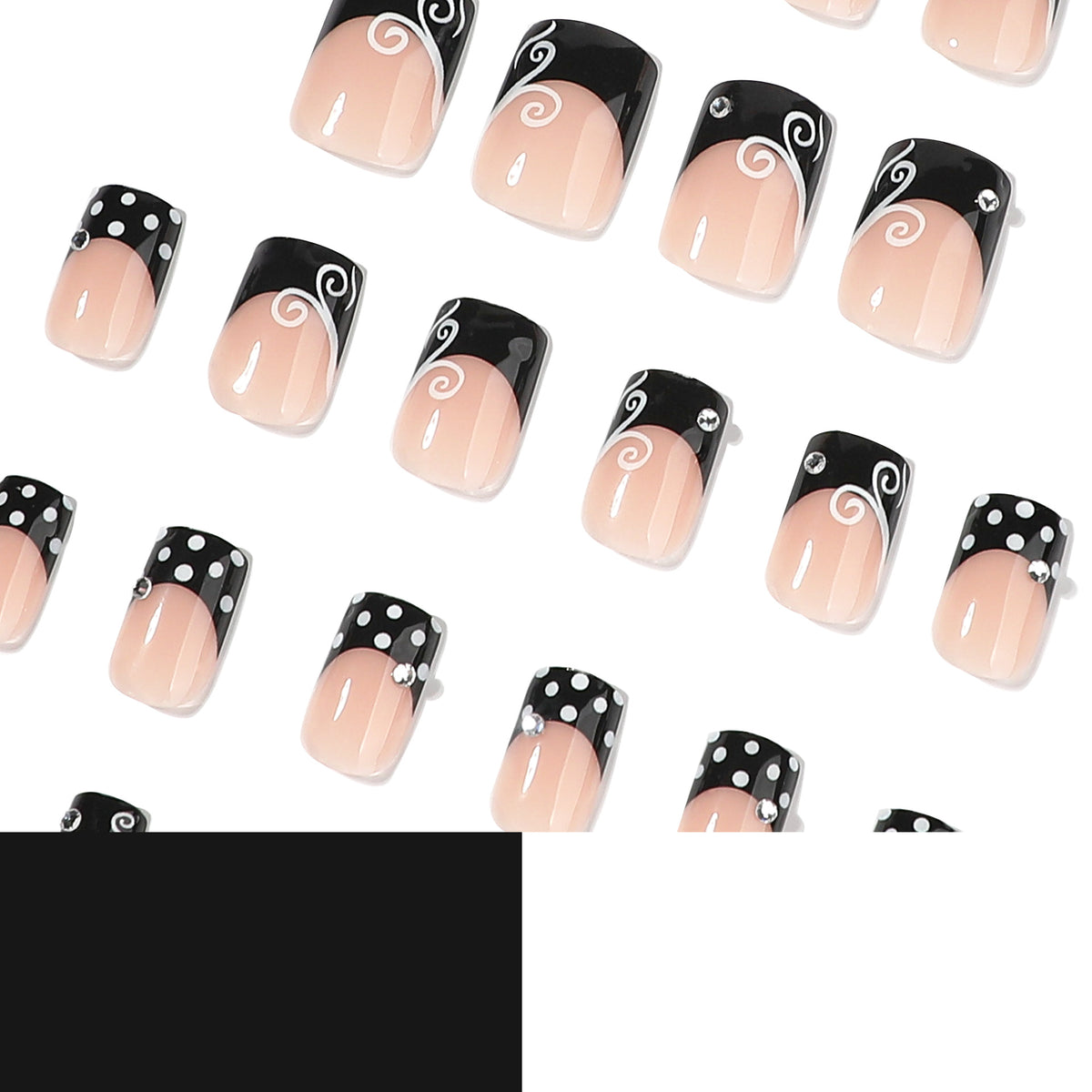 Kunstvolle Nagelkunst mit modernen Verzierungen und Akzenten Brehn