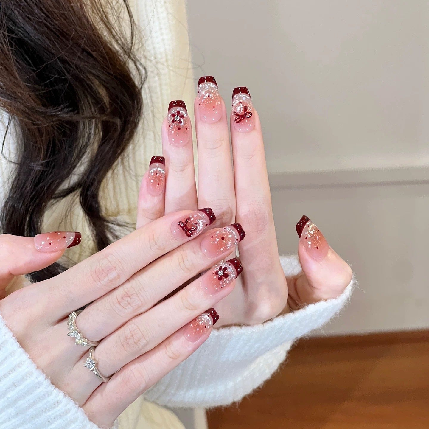 Elegante Nagelpflege Brehn