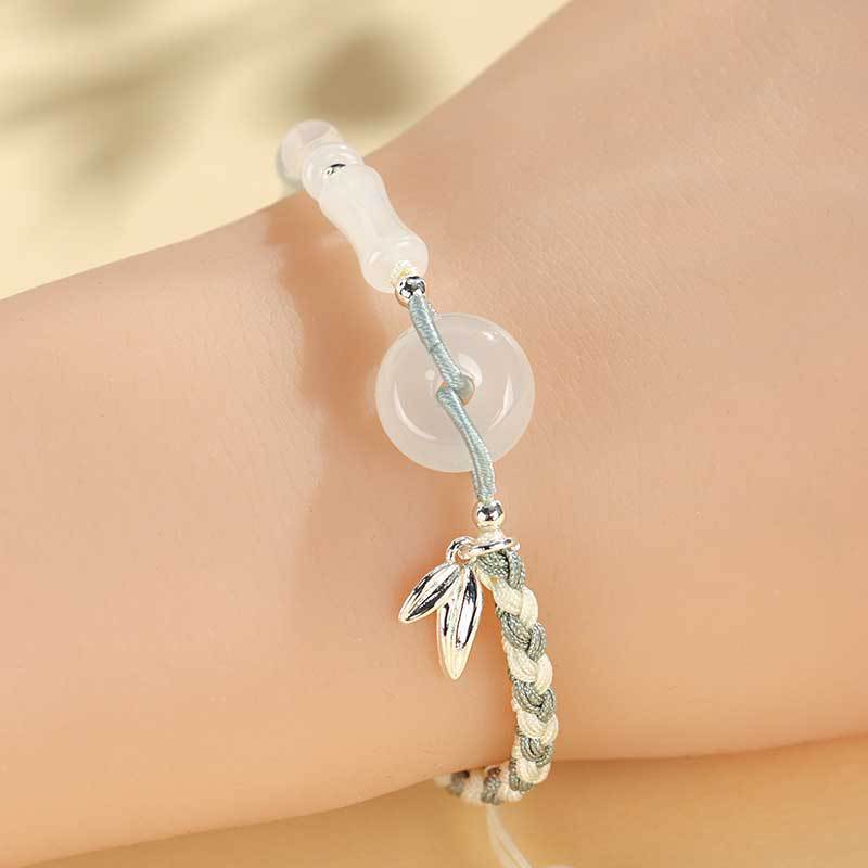 Verstellbares Armband mit Edelstein- und Blatt-Anhänger Brehn