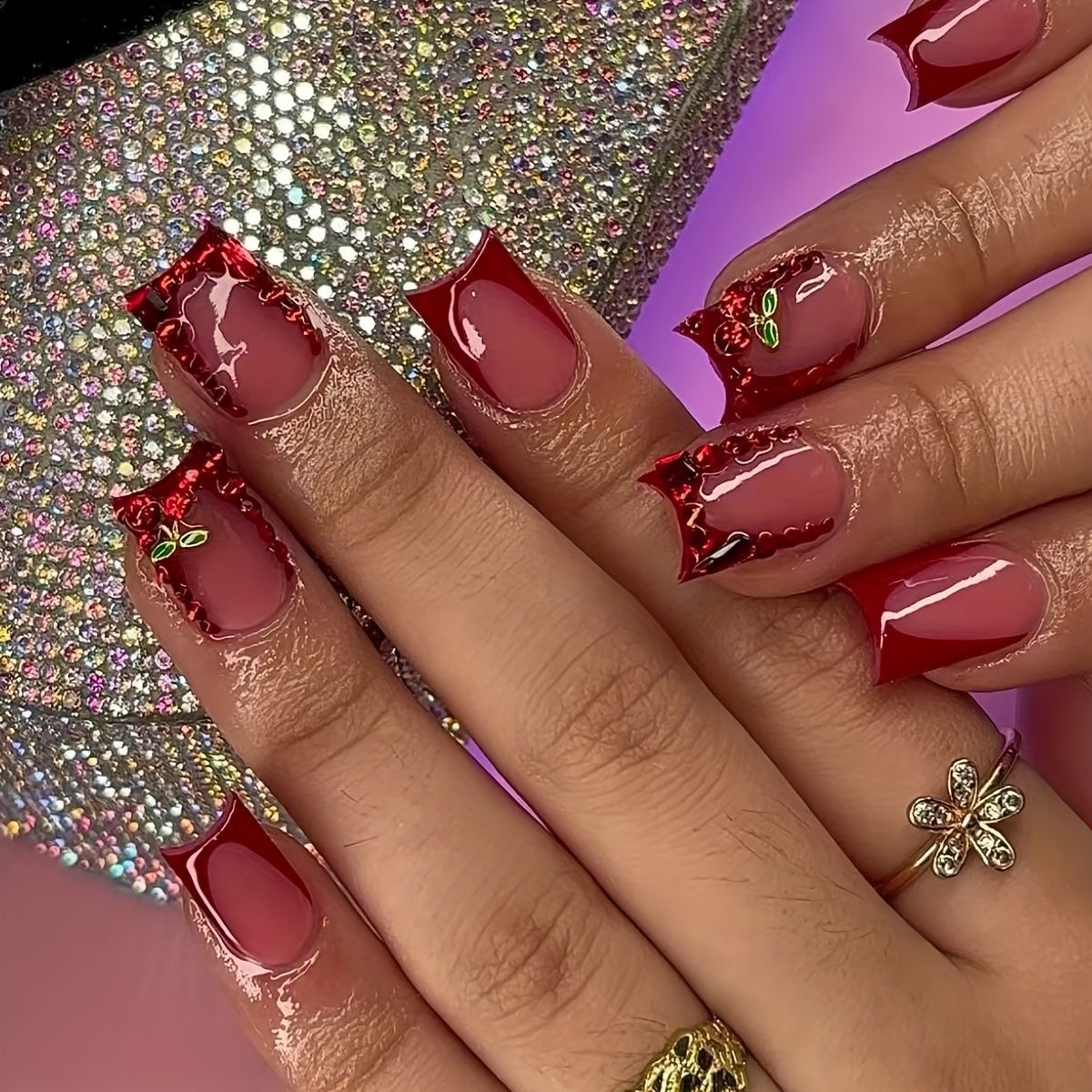 Aufwendige florale Press-On Nagelverlängerungen Brehn