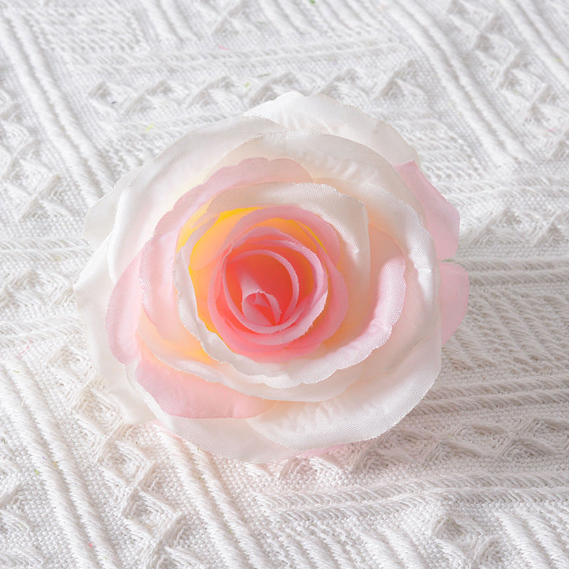 Vibrante Seidenrosenblumenaccessoire