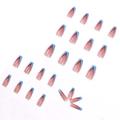 Kunstvolle Stiletto-Nägel mit Ombre-Design Brehn