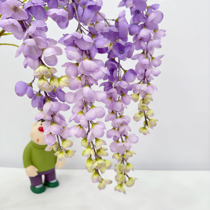 Elegante hängende Blumenarrangement