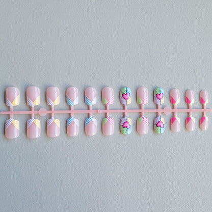 Künstlerisches Herzskizze Nagelkunstset