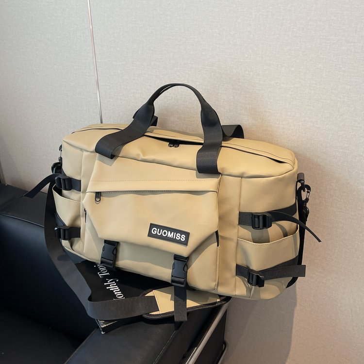 Multifunktionale Sport- Und Reisetasche Mit Robustem Design Brehn