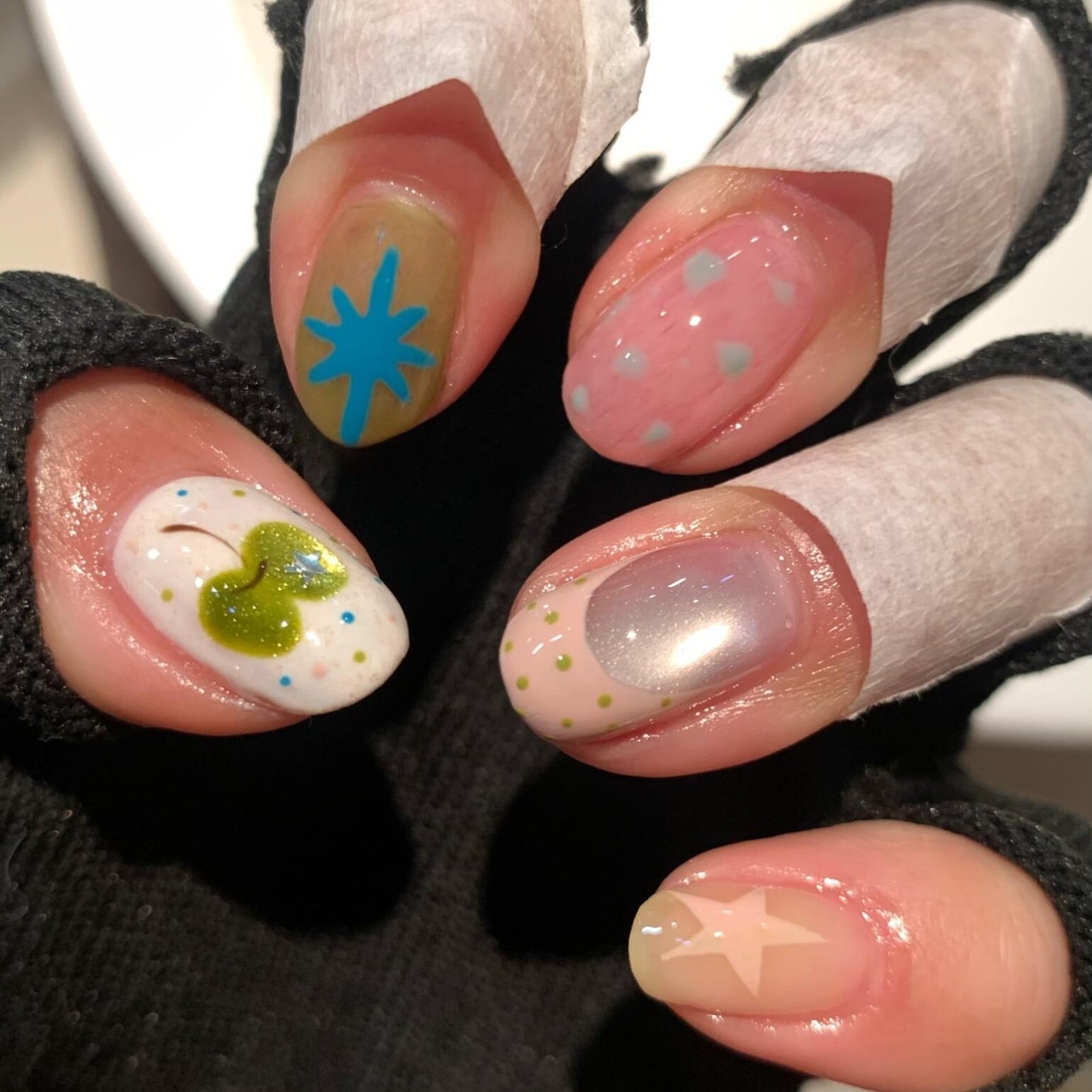 Kreative Kunstnägel mit Buntem und Verspieltem Design Brehn