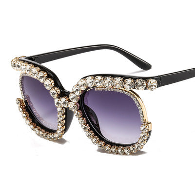 Damen Glamouröse Cat-Eye-Sonnenbrille mit funkelndem Kristallbesatz Brehn