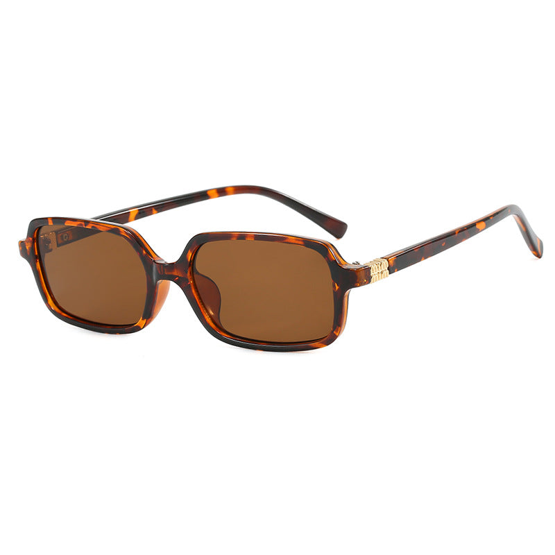 Damen modische Sonnenbrille mit elegantem Kunststoffrahmen und ausgefallenem Design Brehn