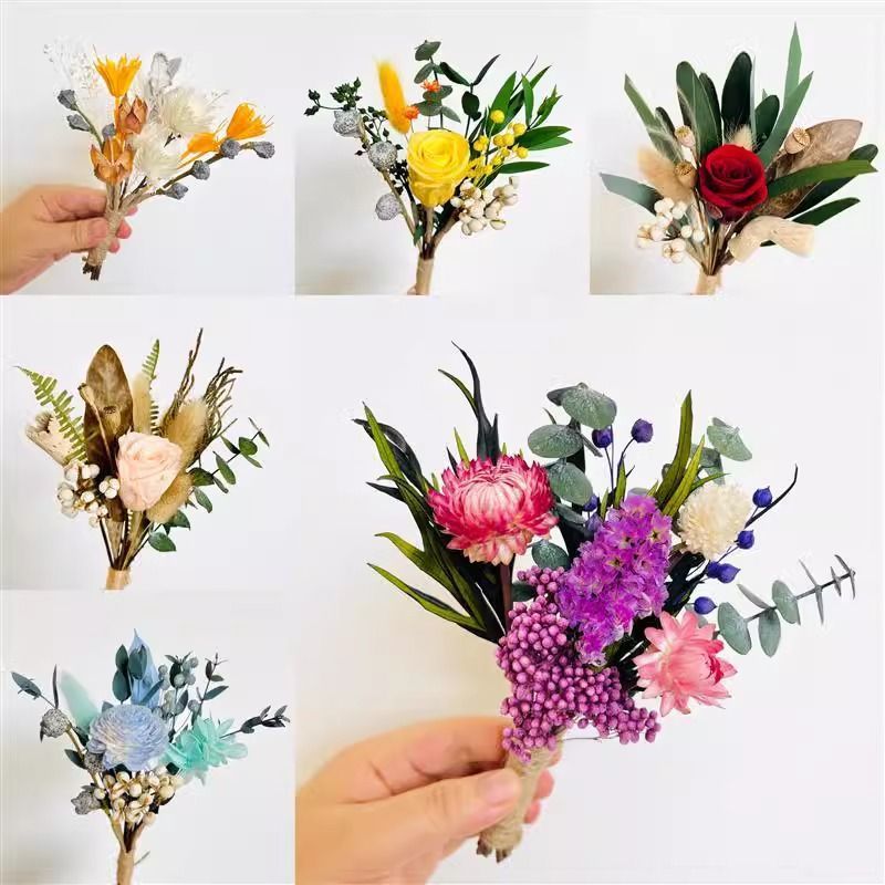 Getrocknete botanische Blumenarrangement