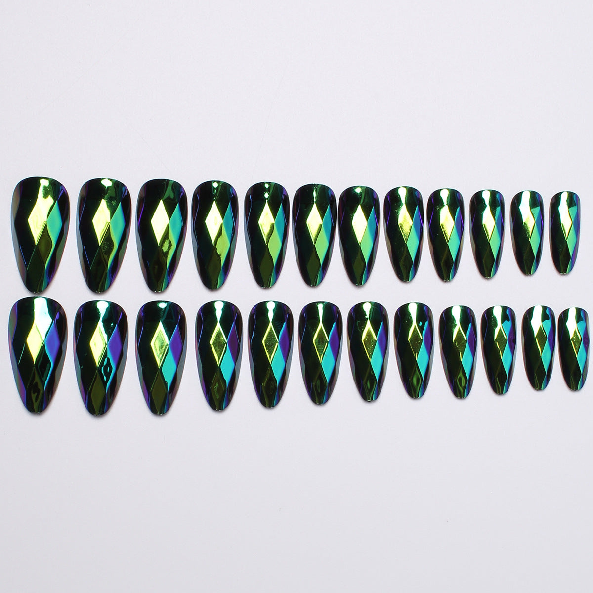 Diamantförmiges Press-On Nagelset Brehn