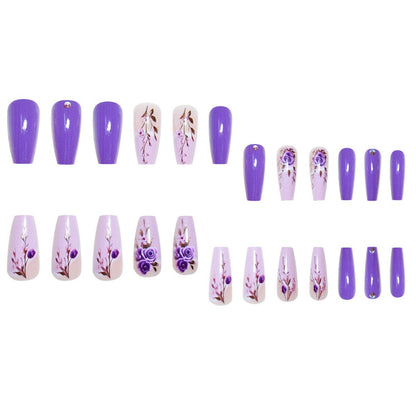 Elegante Floral 3D Press-On Nagelverlängerungen Brehn