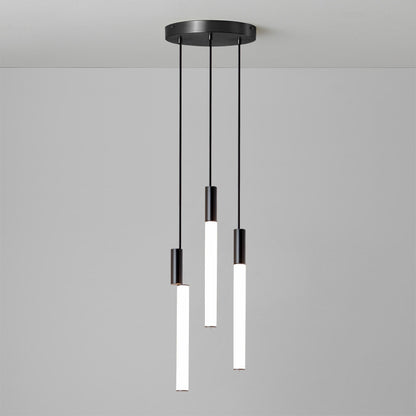 Moderner minimalistischer Pendelleuchte mit doppelten Röhren