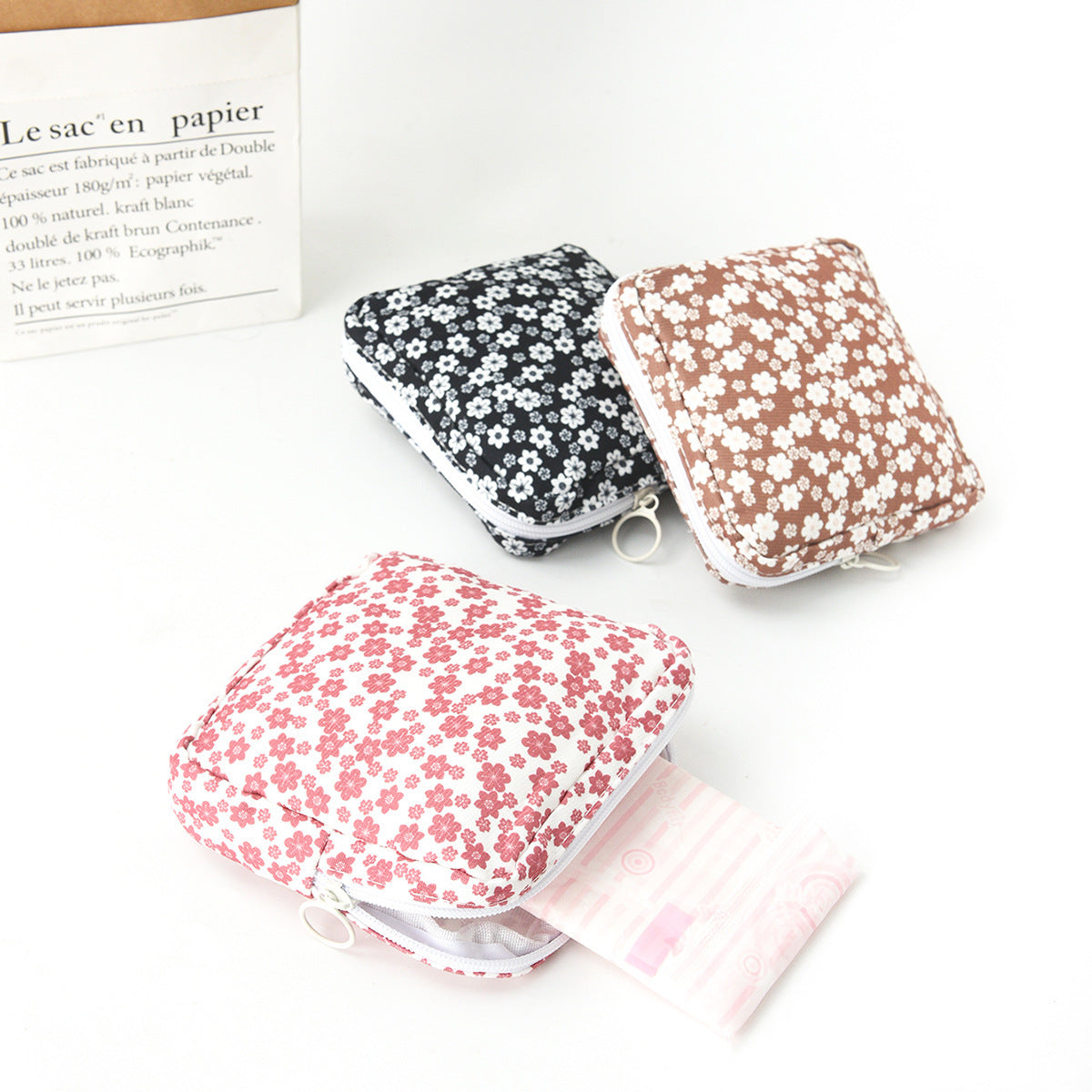 Kosmetik-Organizer mit Blumenmotiviertem Design Brehn