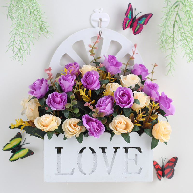 Dekorativer künstlicher Blumenstrauß