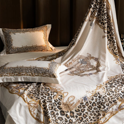 Luxuriöse Satin-Bettwäsche-Garnitur mit barockem Leopardenmotiv