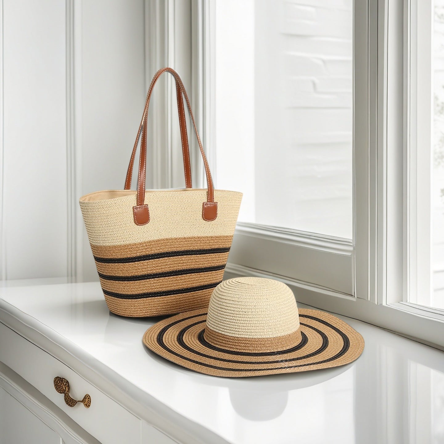 Strandtasche und Sonnenhut Brehn