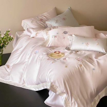 Satin-Bettwäsche-Set mit gesticktem Galaxie-Motiv und seidig-glattem Finish